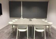 Skab et produktivt og behageligt arbejdsmiljø med den rigtige indretning af kontor